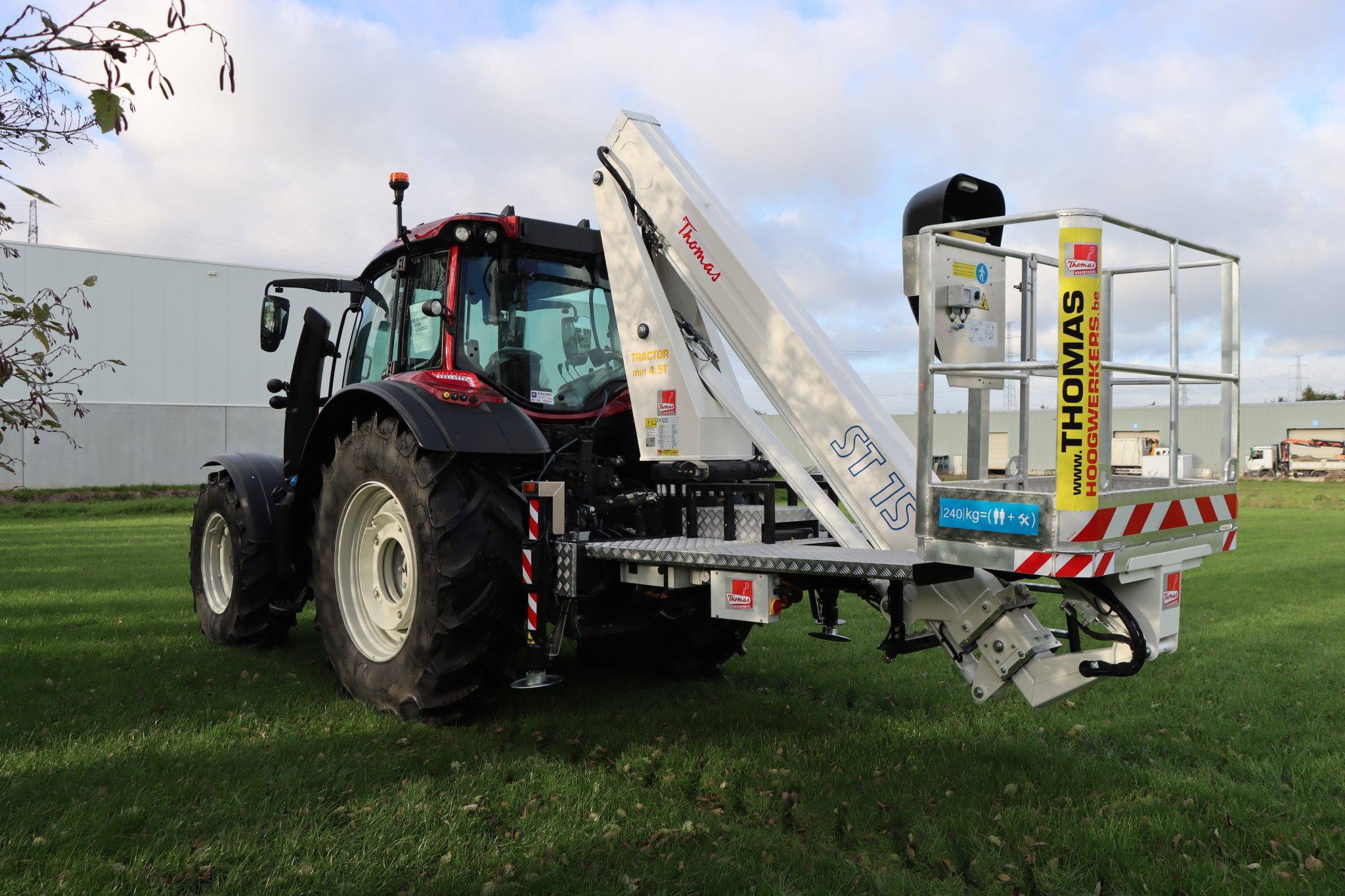 150NCT, tractor hoogwerker